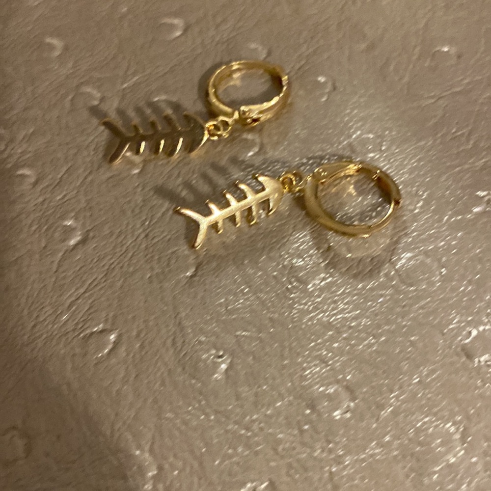 Cutesy Bone Hoop Golden Dangling Earrings - Picture 3 of 3